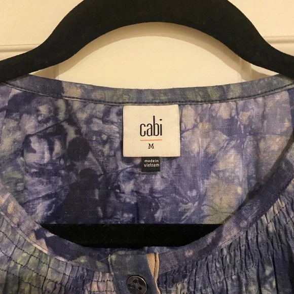 🔥 NWT CAbi Tie Dye Woodstock Top Spring 2020 Size Medium - Picture 4 of 9